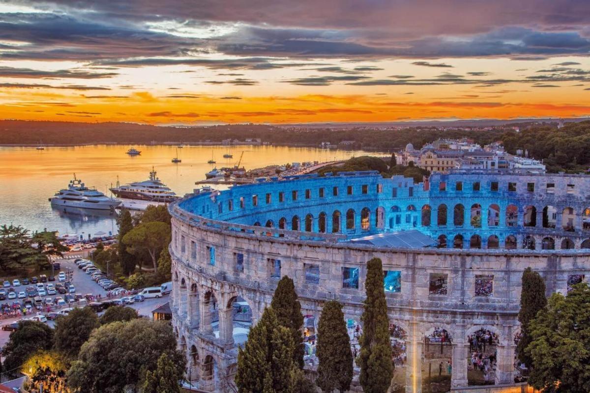 Apartmani Valdebek Pula Exterior foto